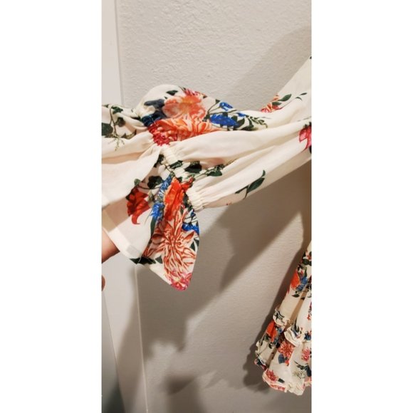 A CALIN BY FLYING TOMATOE Floral Mini Dress - Picture 5 of 8